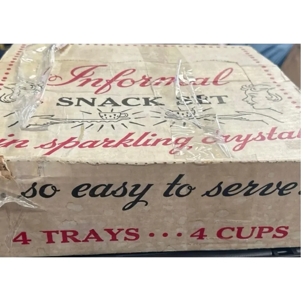 Informal Snack Set by Hazel-Atlas 4 Plates 4 Cups in Original Box